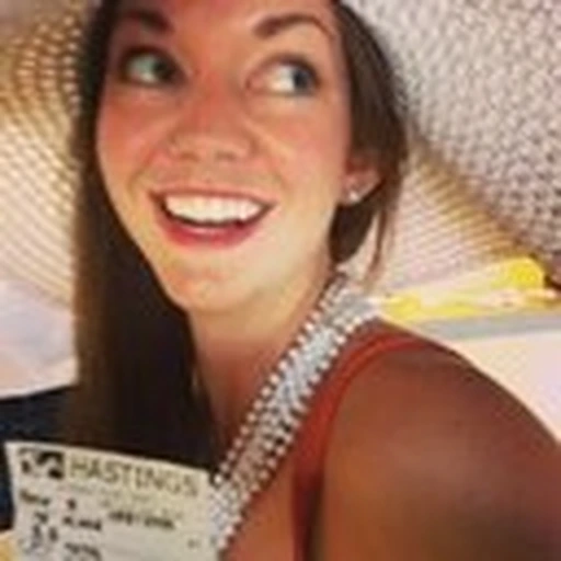 Erika R.